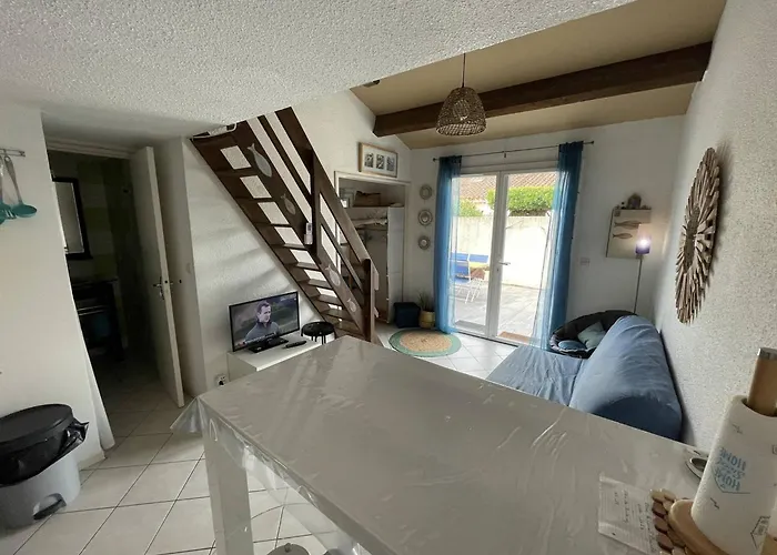 Charmante Climatisée T2 Mezzanine, 6 Pers, Terrasse Ensoleillée, Proche Et Commerces - Fr-1-106-37 Villa Saint-Cyprien (Pyrenees-Orientales)