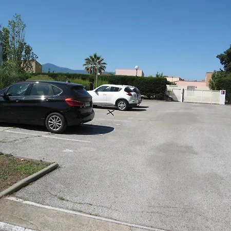 Charmante Climatisee T2 Mezzanine, 6 Pers, Terrasse Ensoleillee, Proche Et Commerces - Fr-1-106-37 فيلة *